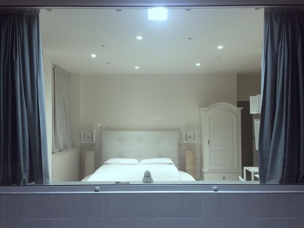 B&B 2 Star Luxury Room Rooftop Barletta Room photo