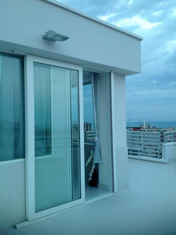 B&B 2 Star Luxury Room Rooftop Barletta Exterior photo